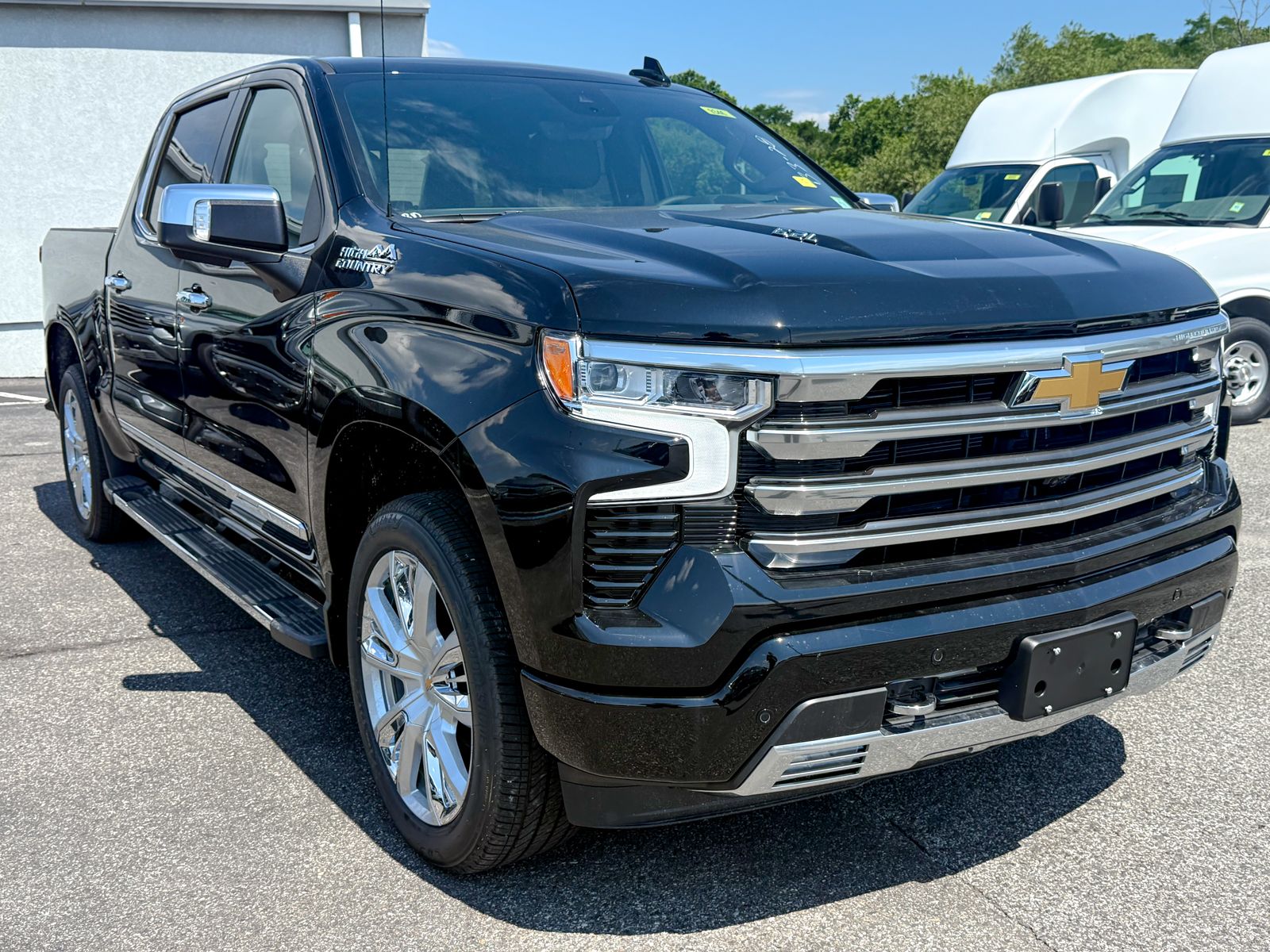 Photo view of 2026 Chevrolet Silverado 1500 in Black