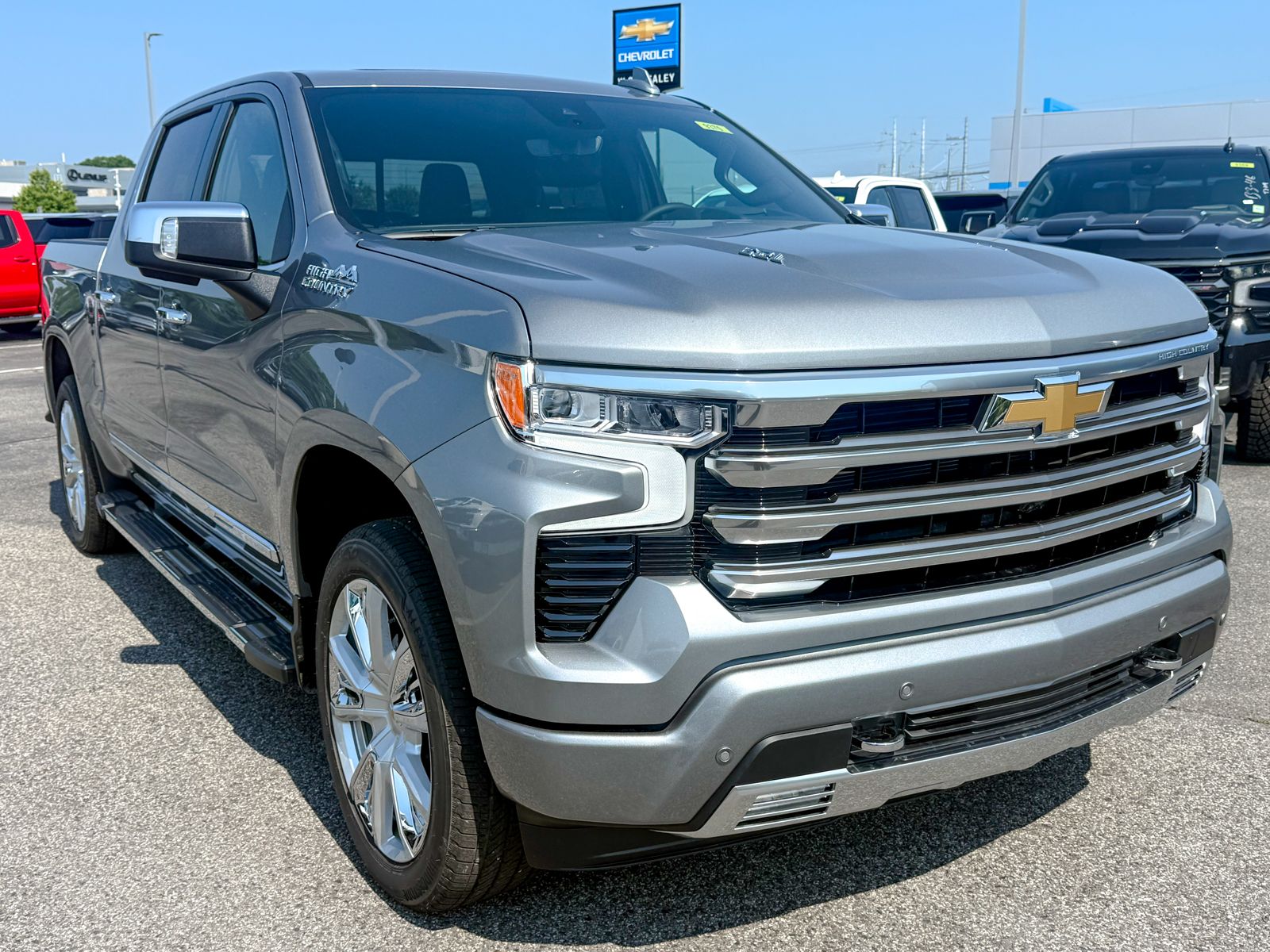 Photo view of 2026 Chevrolet Silverado 1500 in Gray