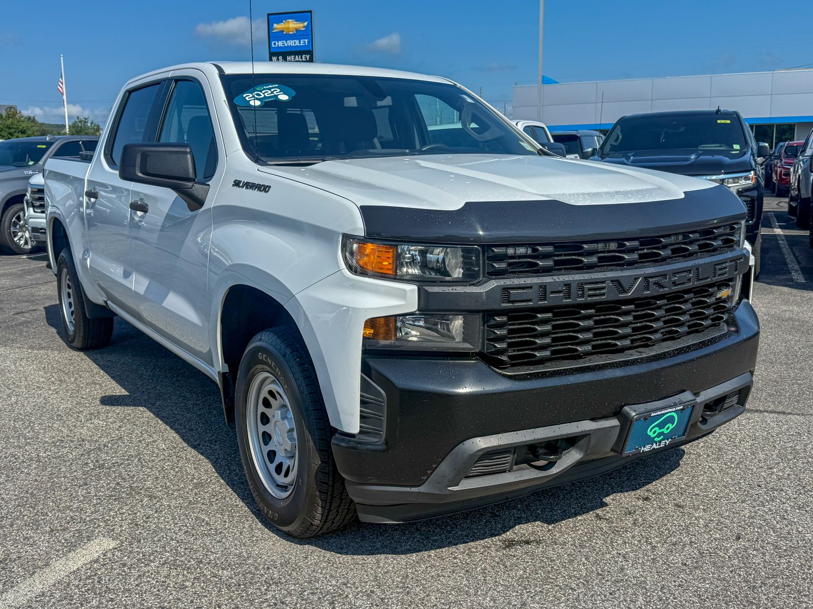 Photo view of 2022 Chevrolet Silverado 1500 LTD in White