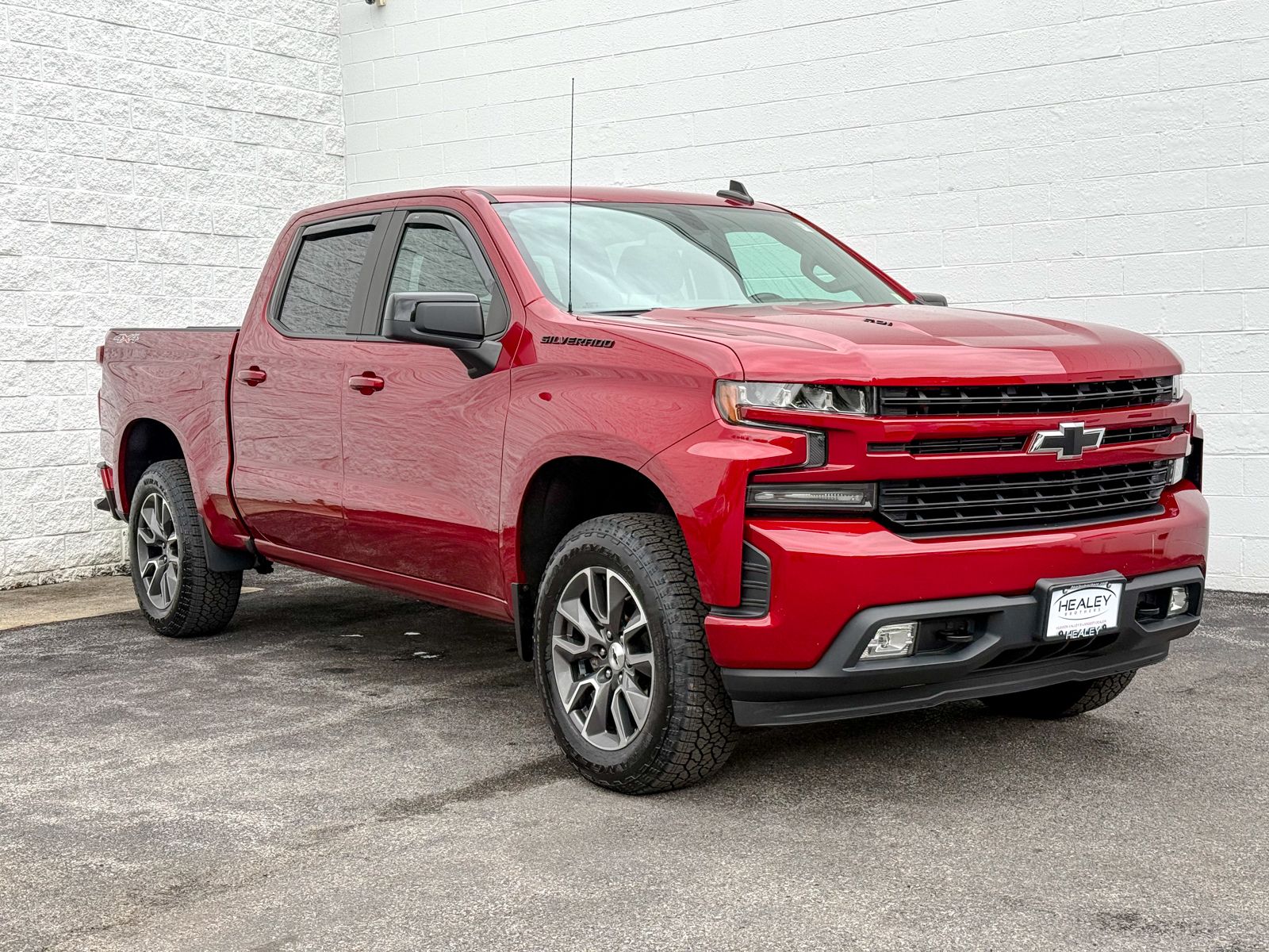Photo view of 2020 Chevrolet Silverado 1500 in Red