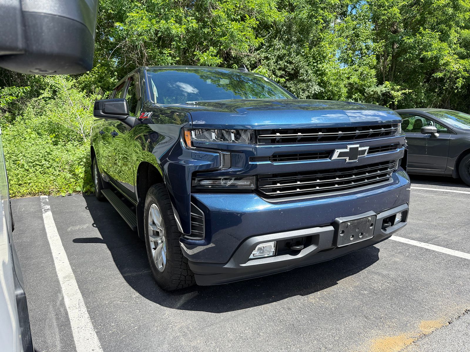 Photo view of 2021 Chevrolet Silverado 1500 in Blue