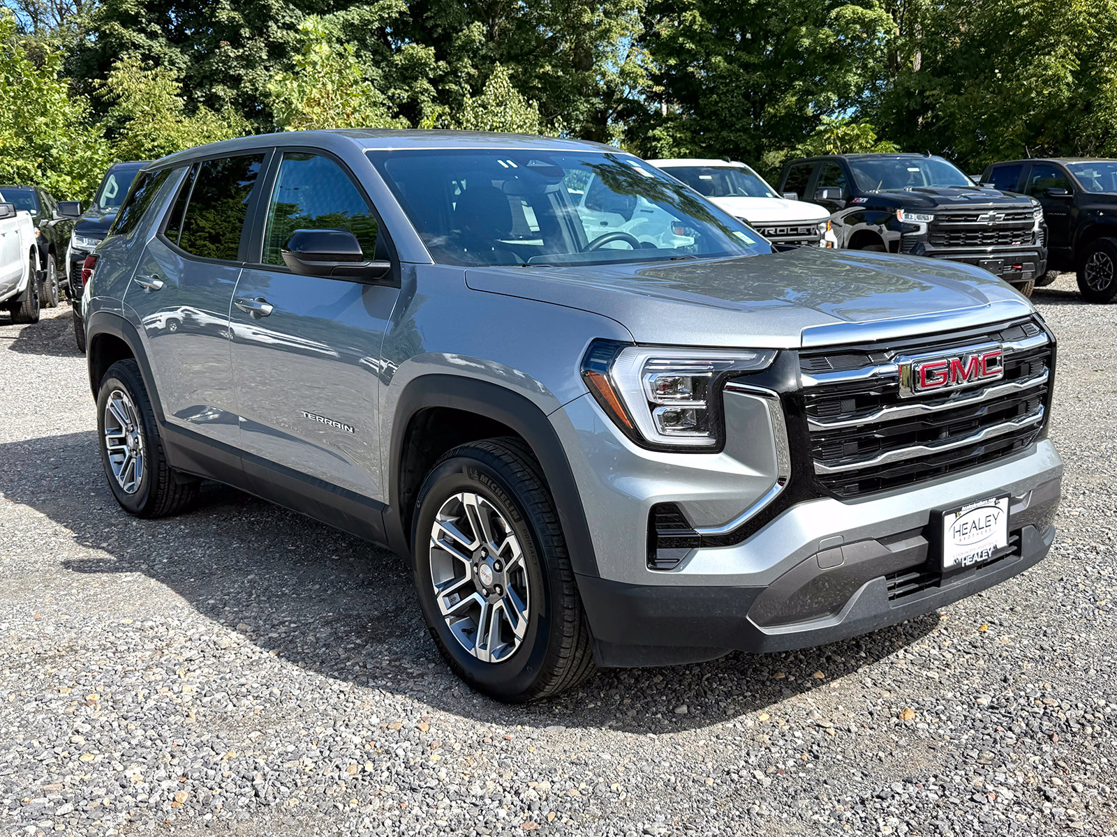 Photo view of 2026 GMC Terrain in Gray