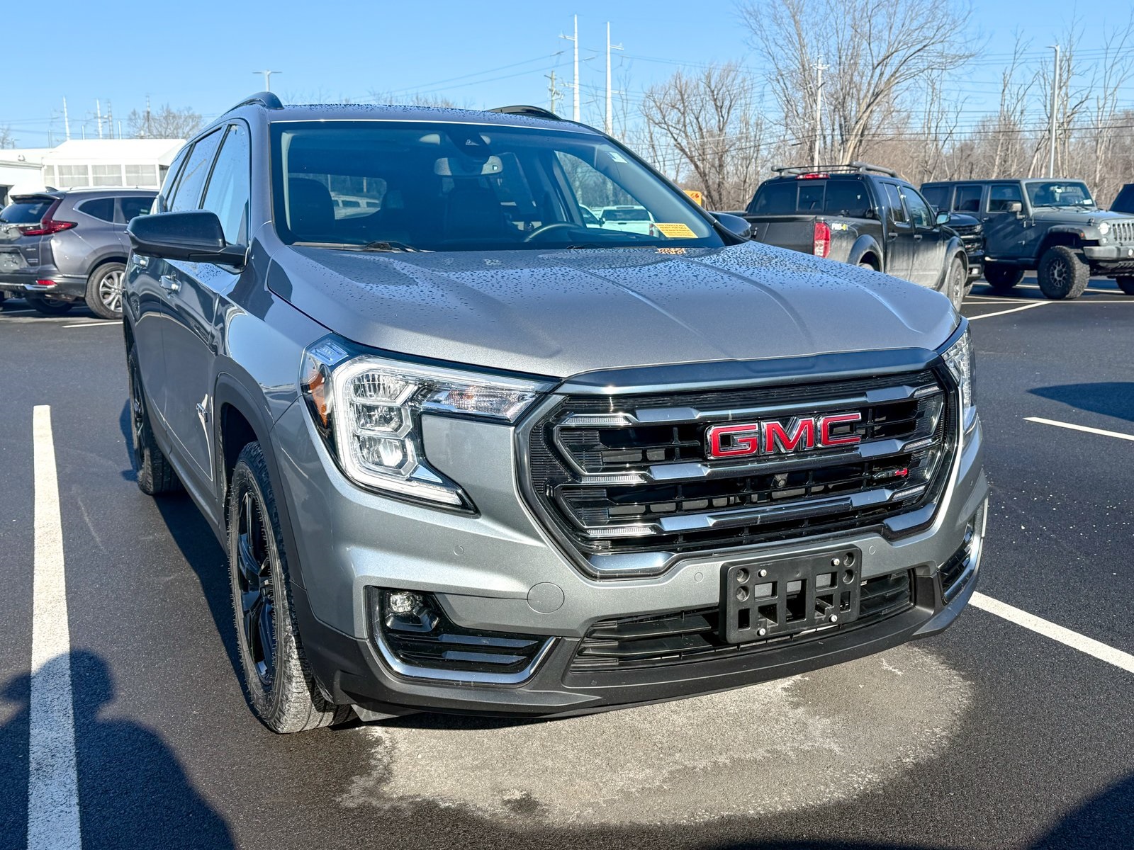 Photo view of 2023 GMC Terrain in Gray