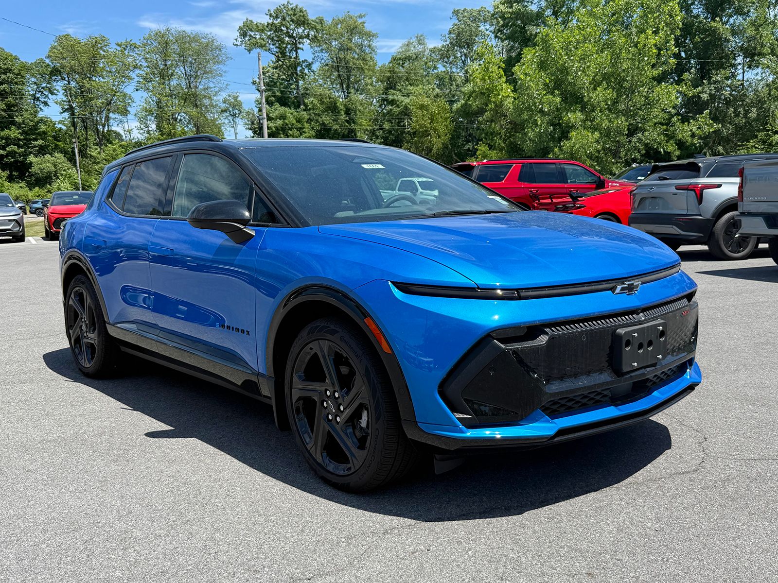 Photo view of 2025 Chevrolet Equinox EV in Blue