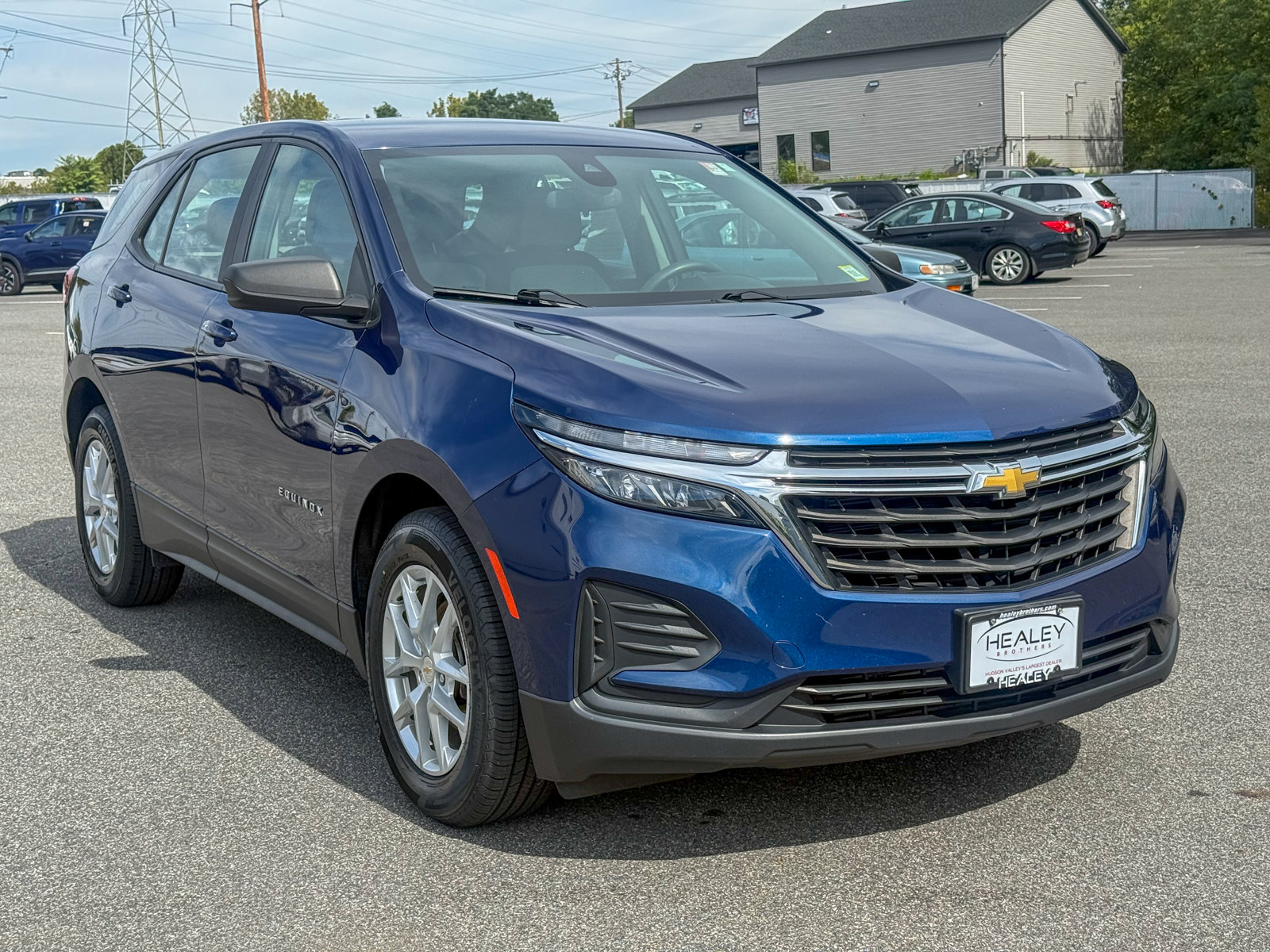Photo view of 2023 Chevrolet Equinox in Blue