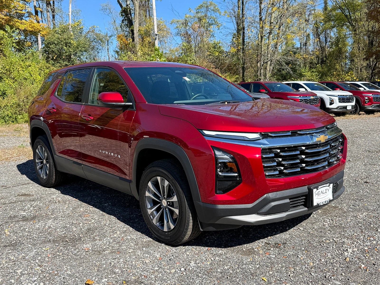 Photo view of 2025 Chevrolet Equinox in Red