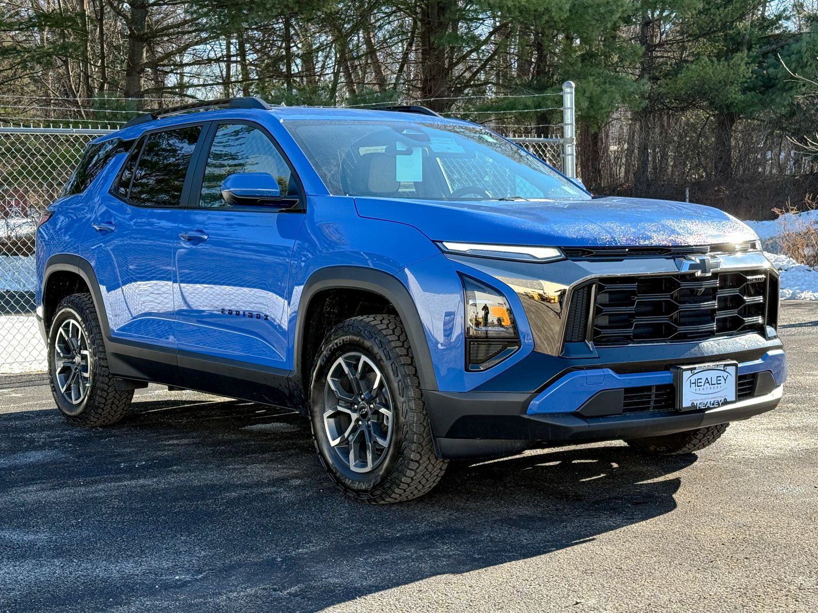 Photo view of 2026 Chevrolet Equinox in Blue