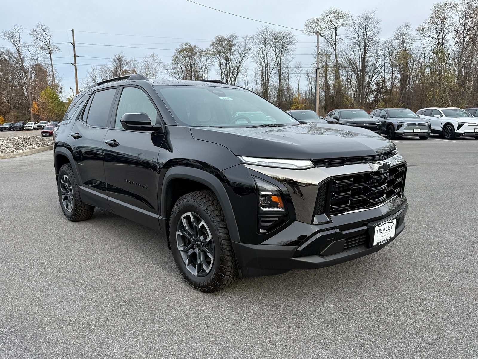 Photo view of 2026 Chevrolet Equinox in Black