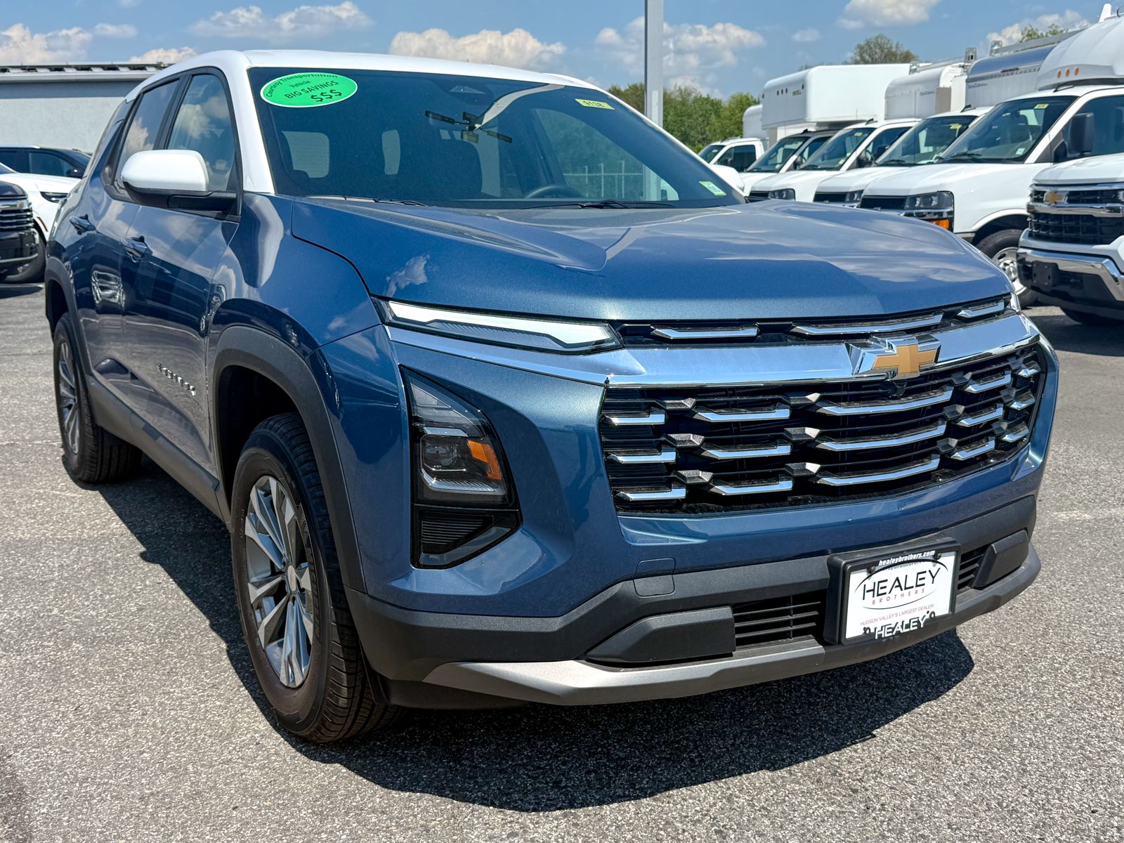 Photo view of 2026 Chevrolet Equinox in Blue