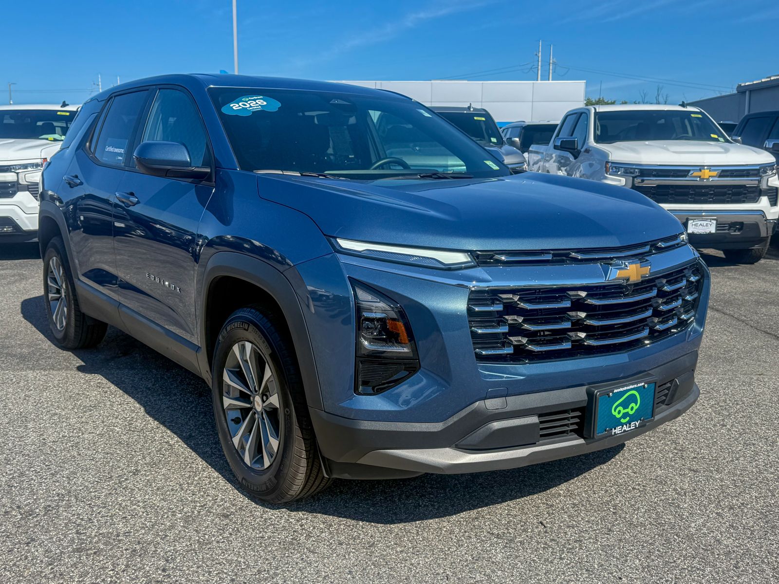 Photo view of 2026 Chevrolet Equinox in Blue