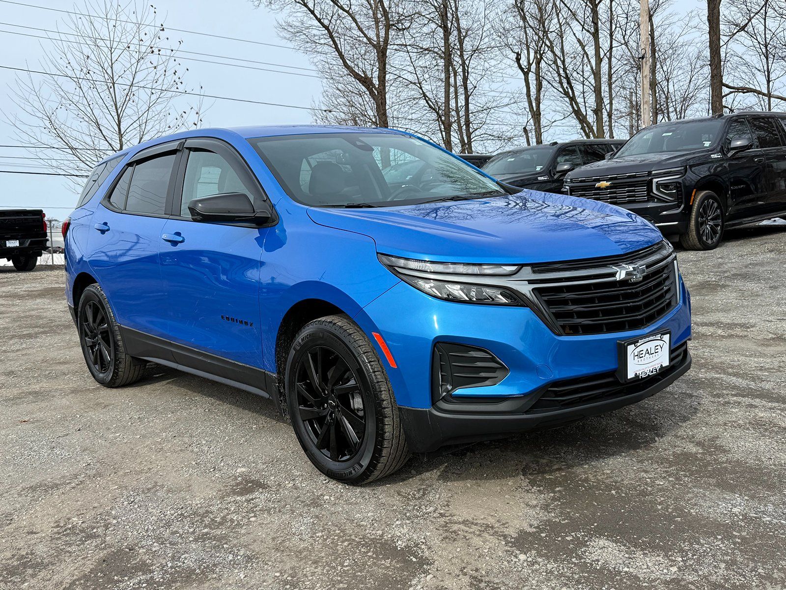 Photo view of 2024 Chevrolet Equinox in Blue
