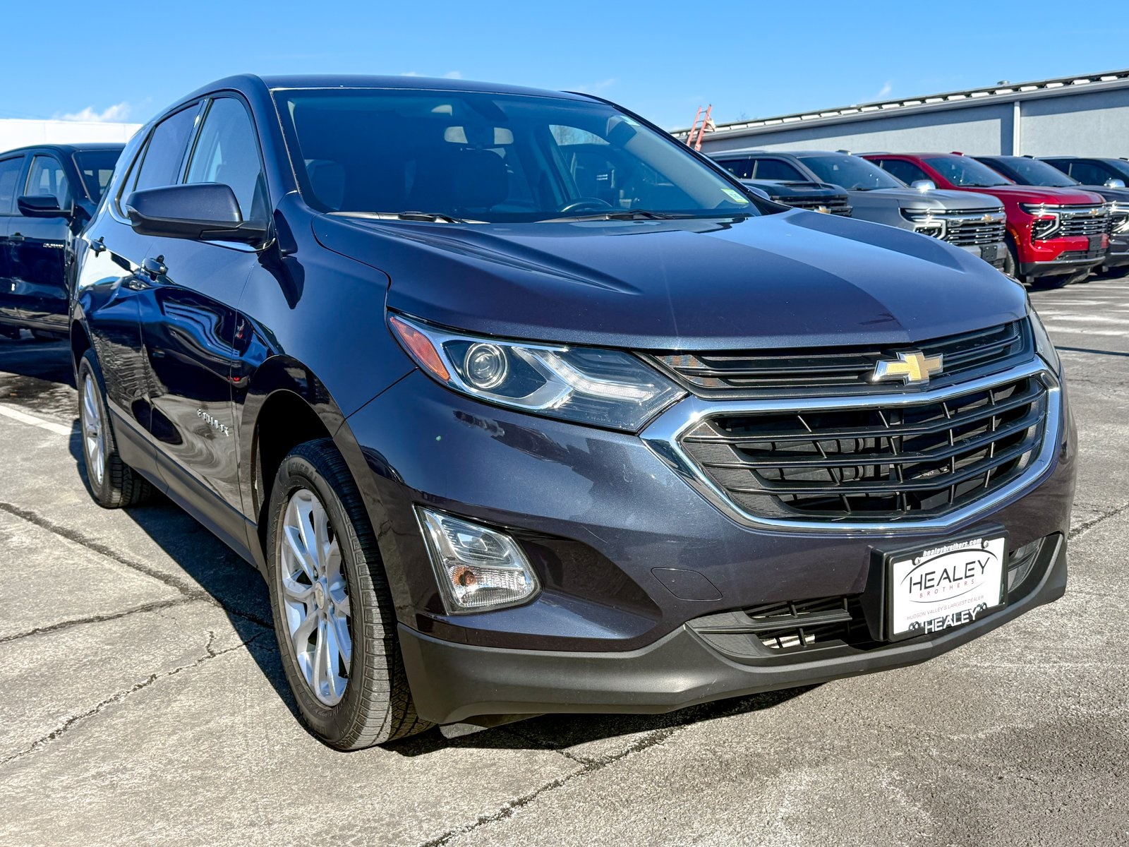 Photo view of 2018 Chevrolet Equinox in Blue