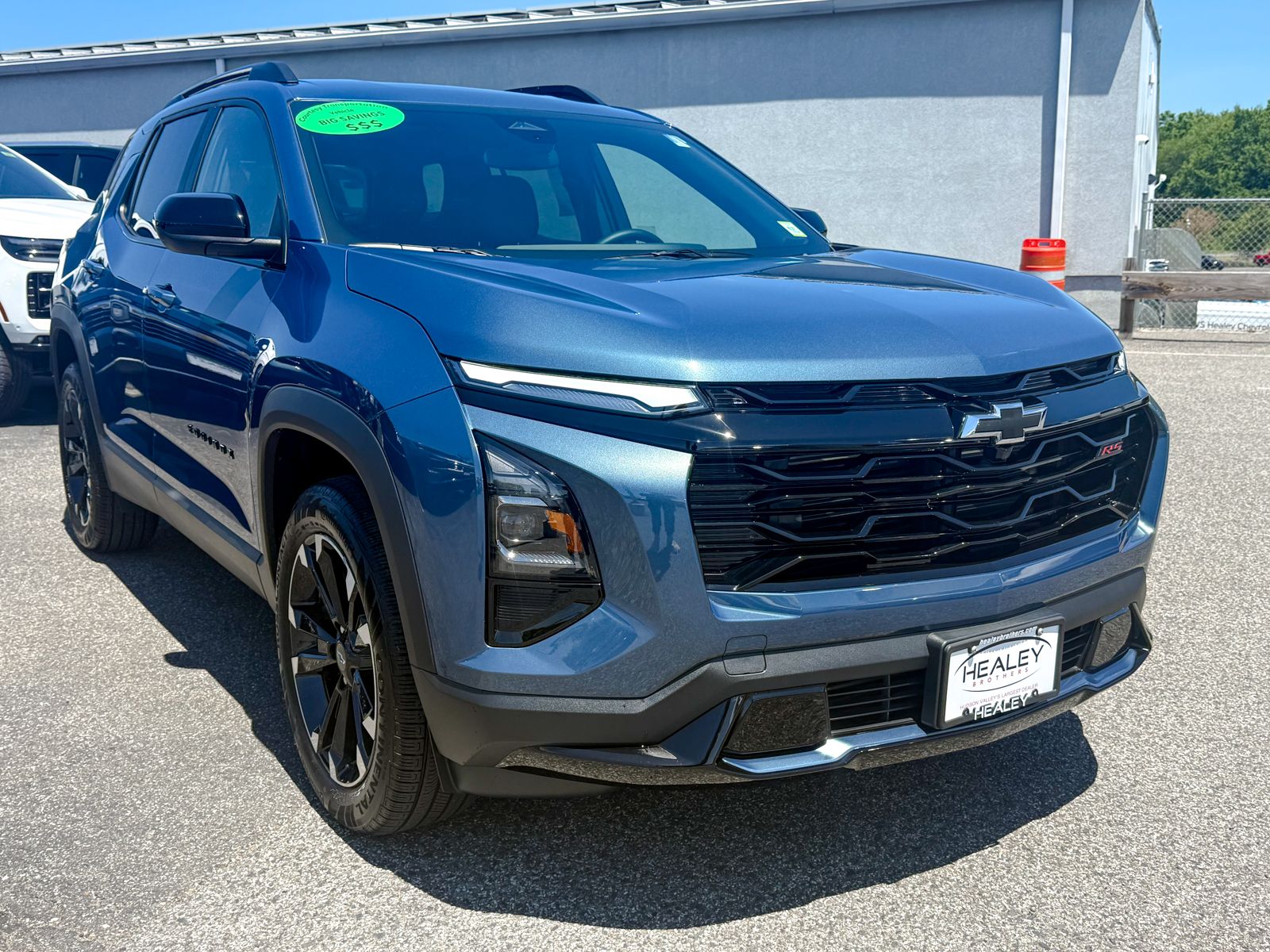 Photo view of 2026 Chevrolet Equinox in Blue