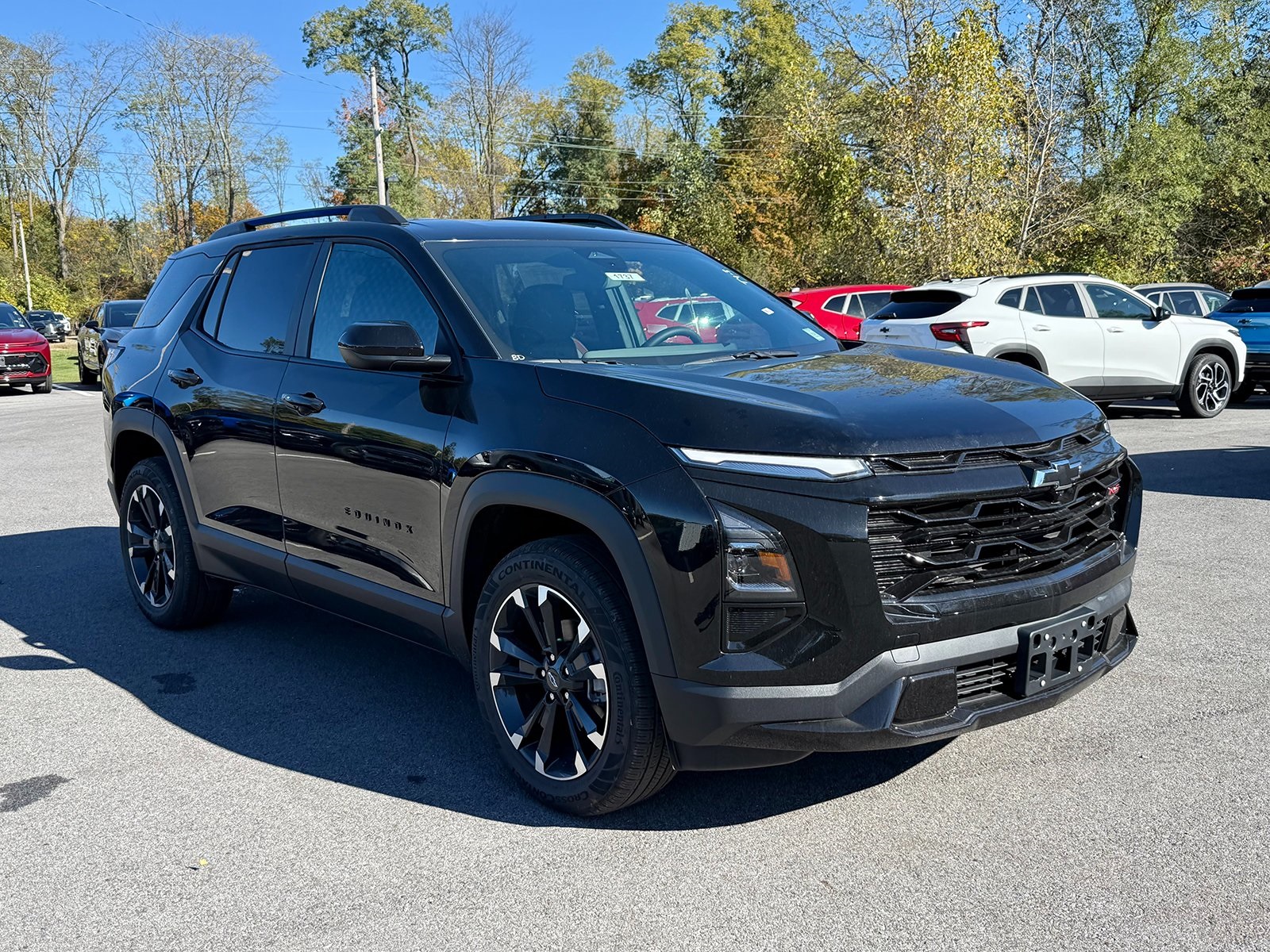 Photo view of 2026 Chevrolet Equinox in Black