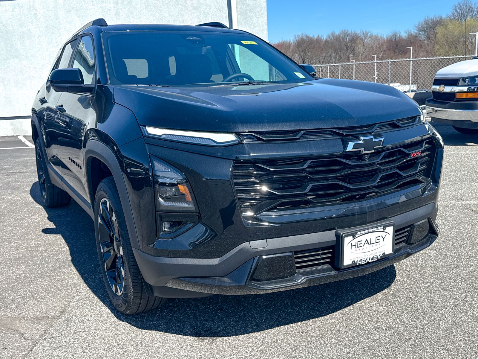 Photo view of 2026 Chevrolet Equinox in Black