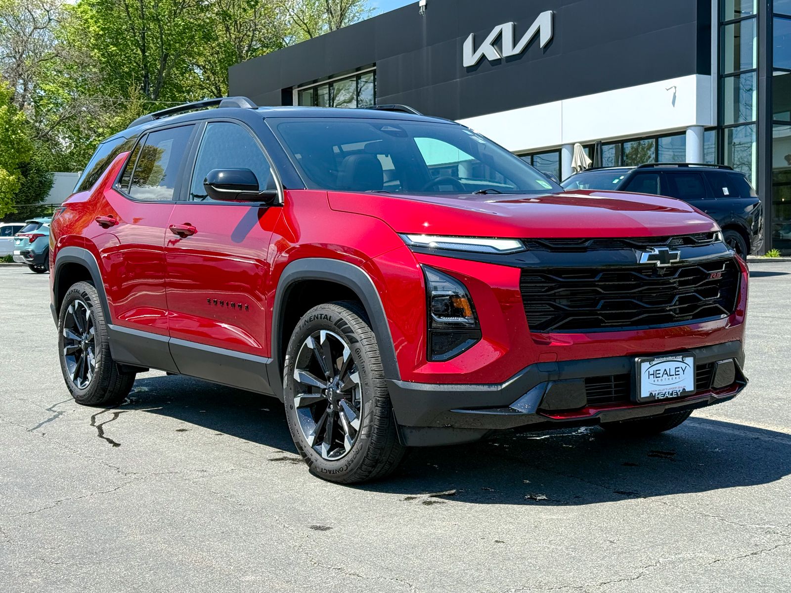 Photo view of 2025 Chevrolet Equinox in Red