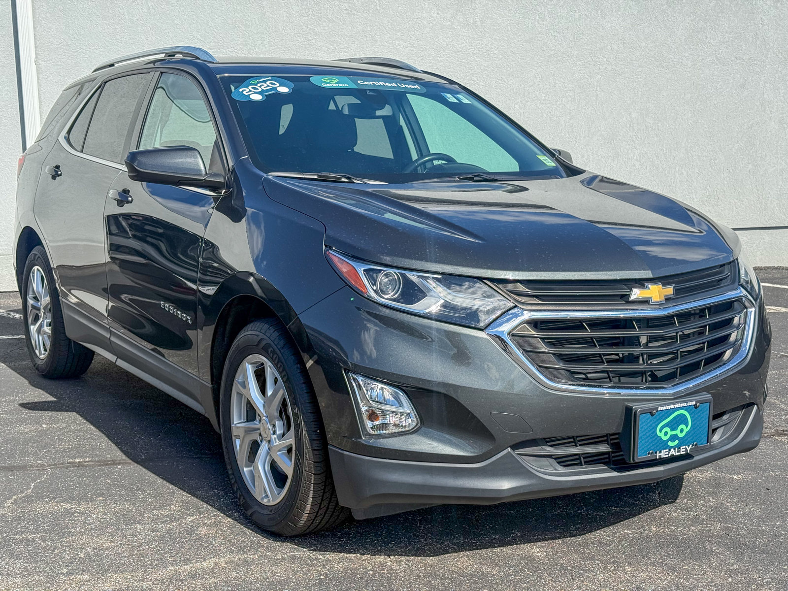 Photo view of 2020 Chevrolet Equinox in Gray