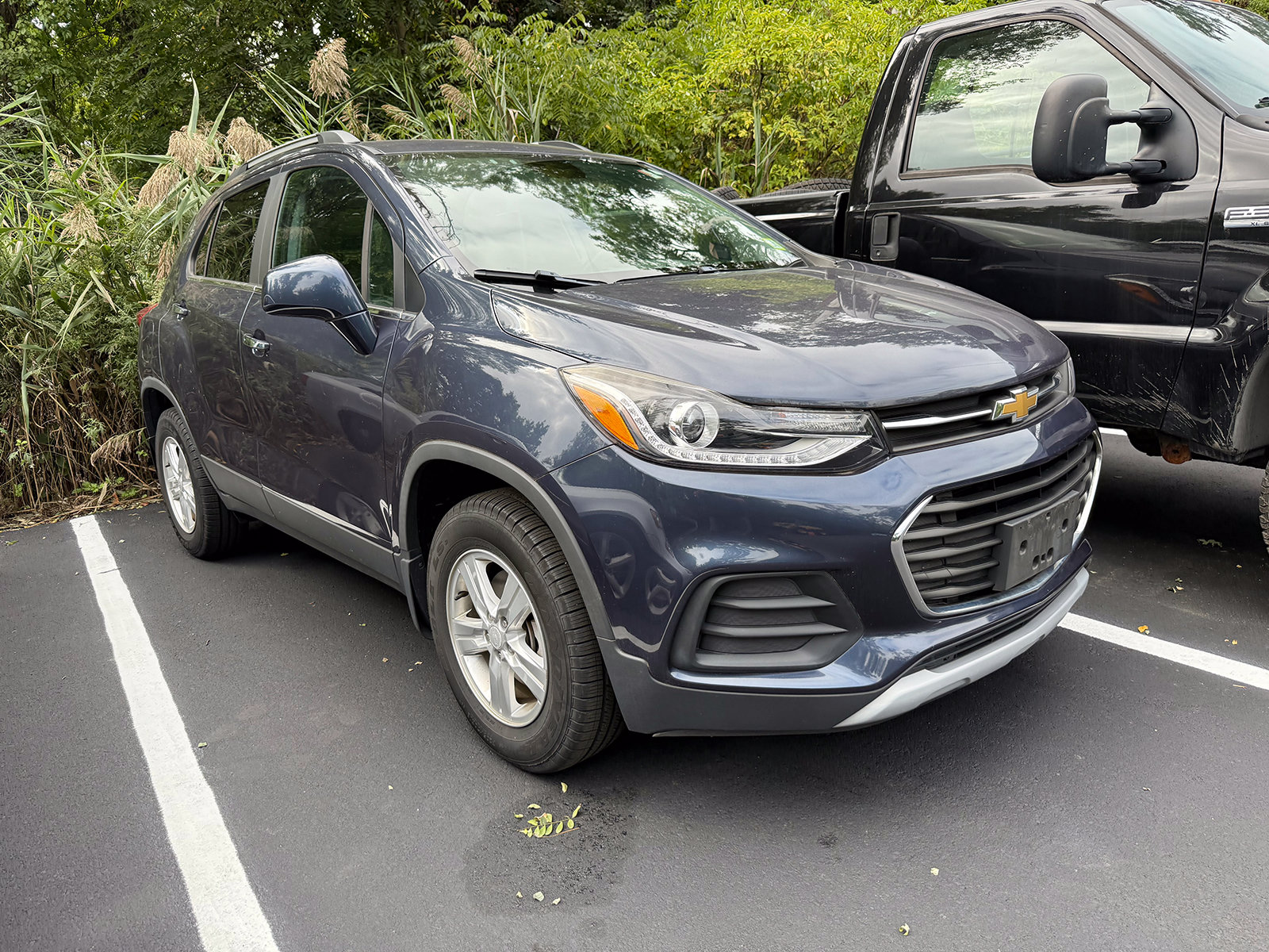 Photo view of 2019 Chevrolet Trax in Blue