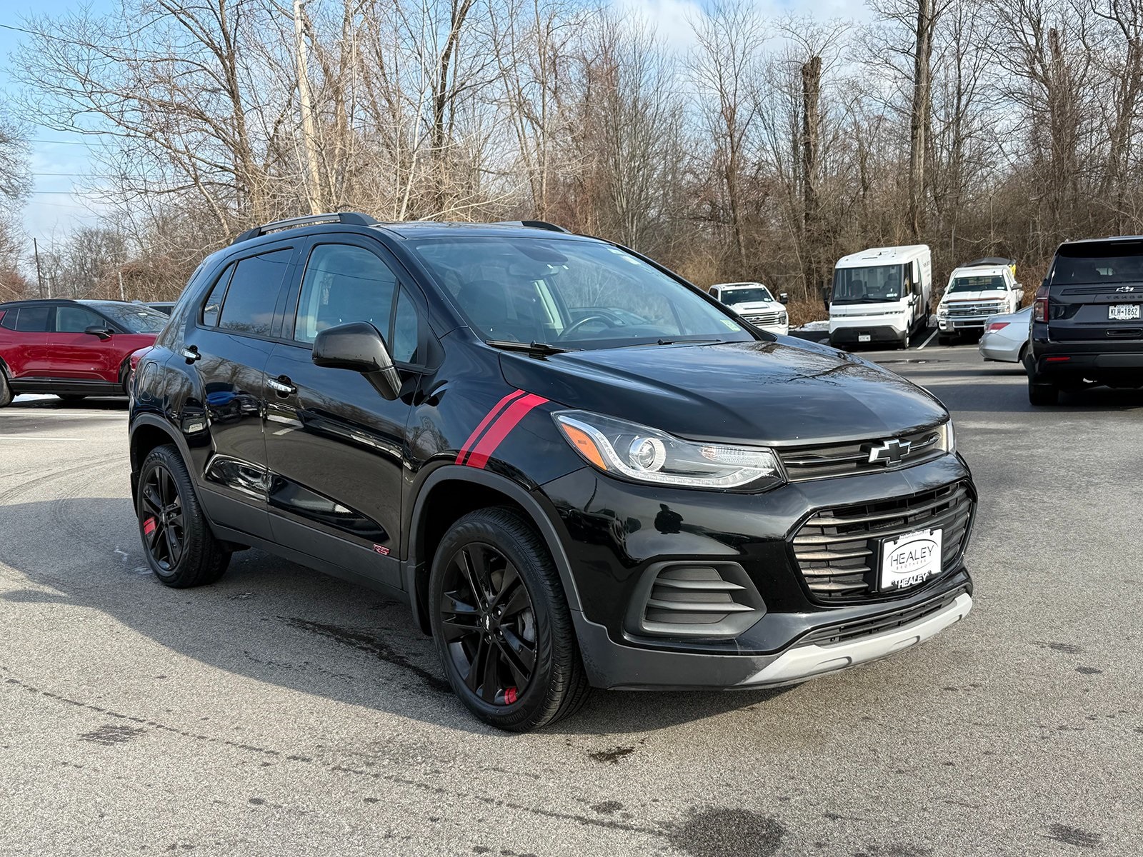 Photo view of 2020 Chevrolet Trax in Black