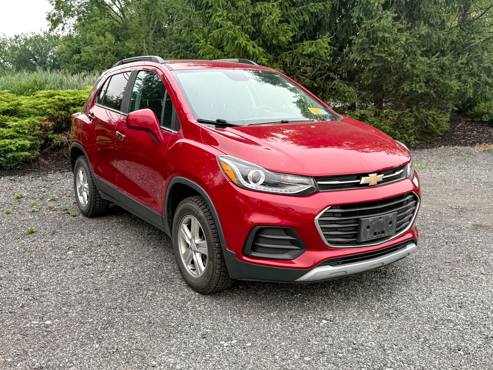 Photo view of 2020 Chevrolet Trax in Red
