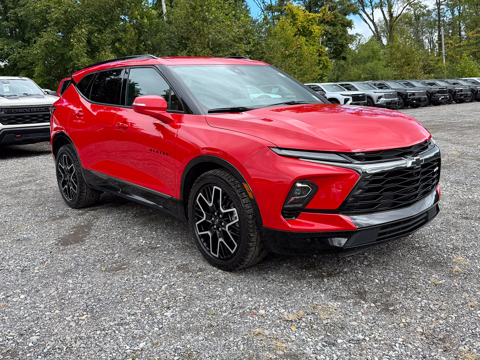 Photo view of 2023 Chevrolet Blazer in Red