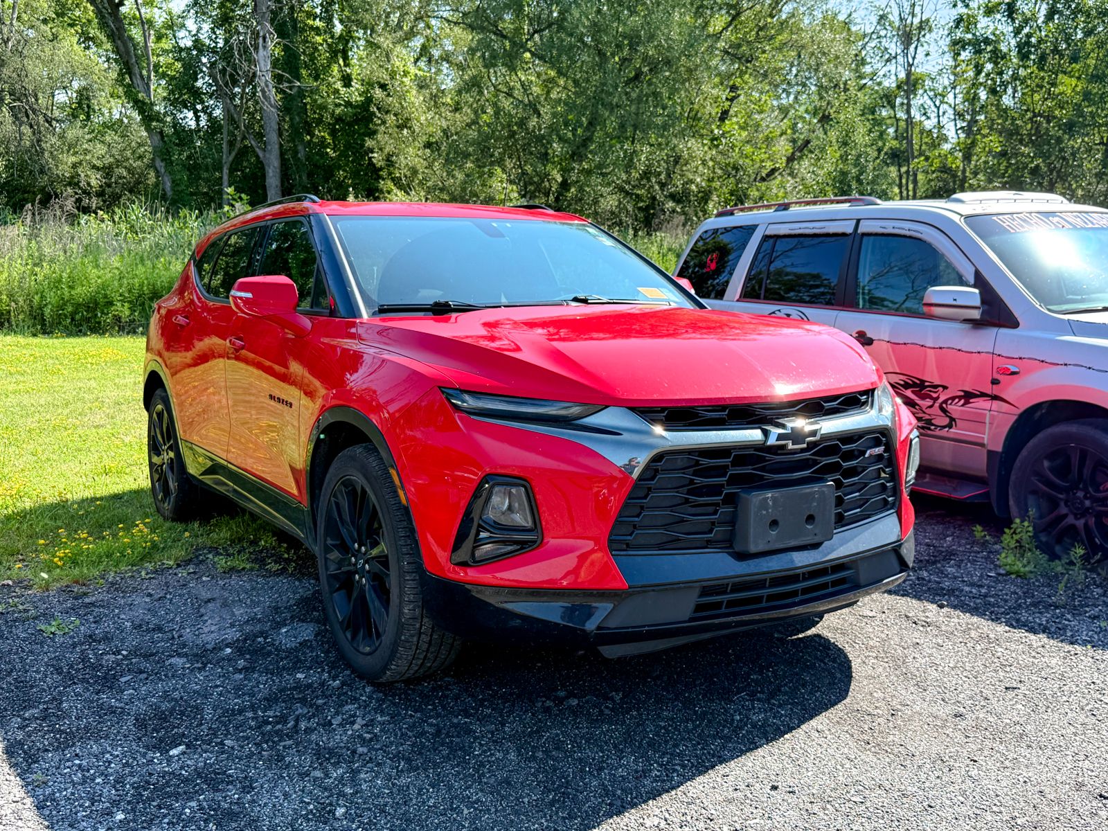 Photo view of 2020 Chevrolet Blazer in Red