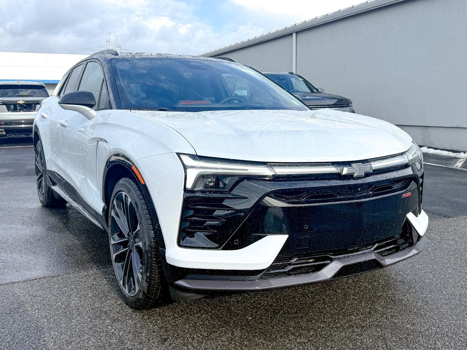 Photo view of 2026 Chevrolet Blazer EV in White