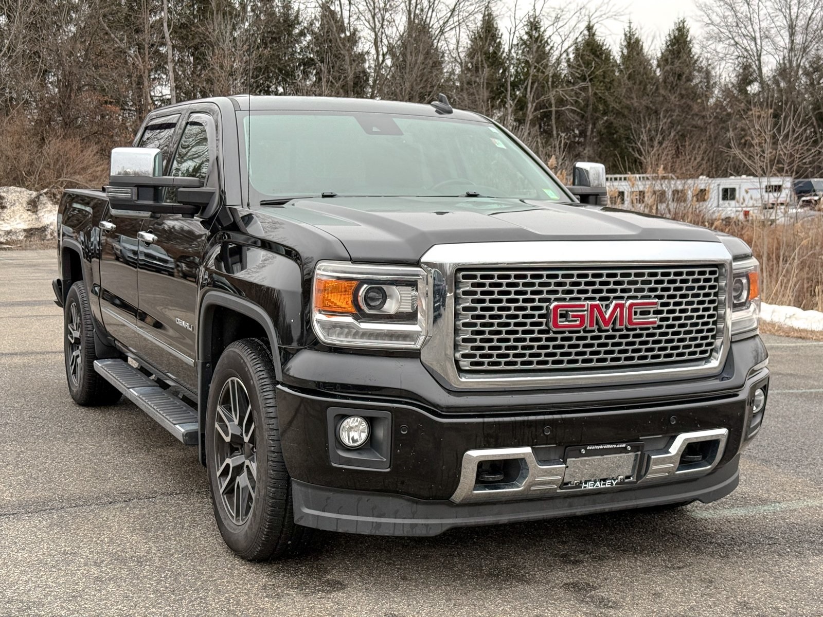 Photo view of 2015 GMC Sierra 1500 in Black