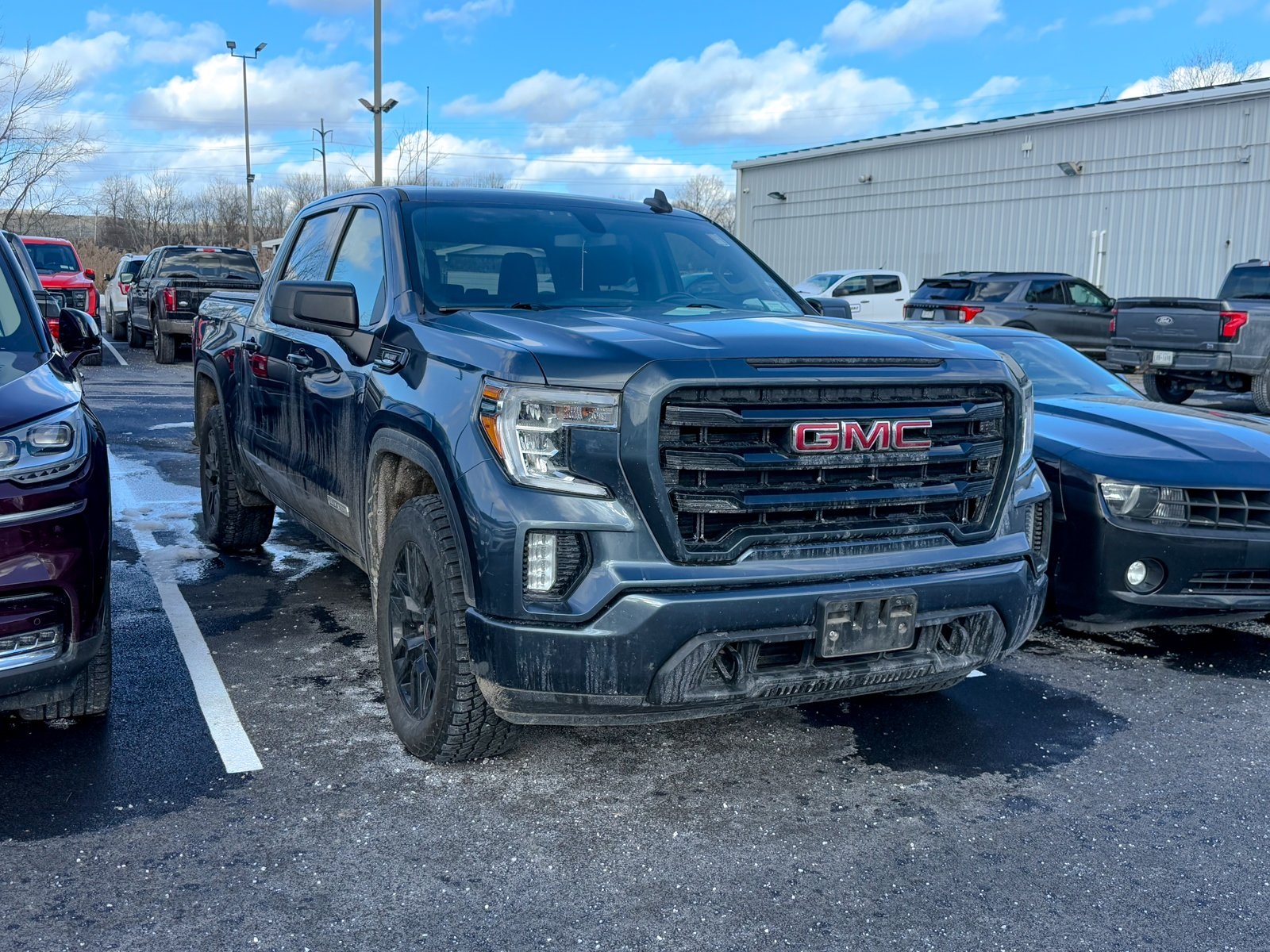 Photo view of 2020 GMC Sierra 1500 in Gray
