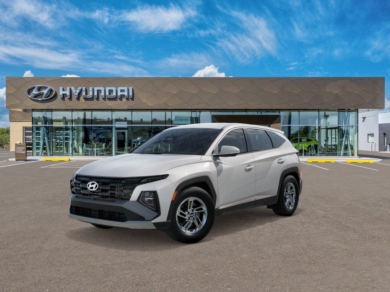 Photo view of 2025 Hyundai Tucson in White