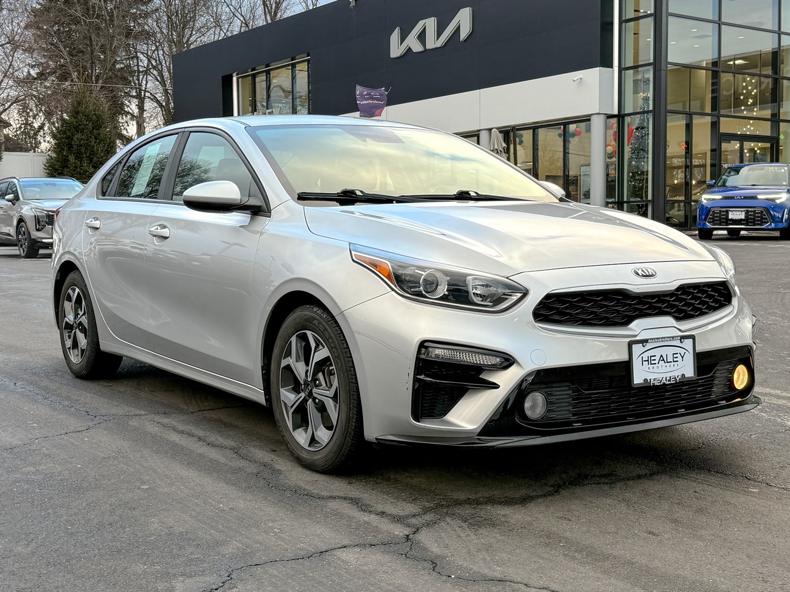 Photo view of 2019 Kia Forte in Gray
