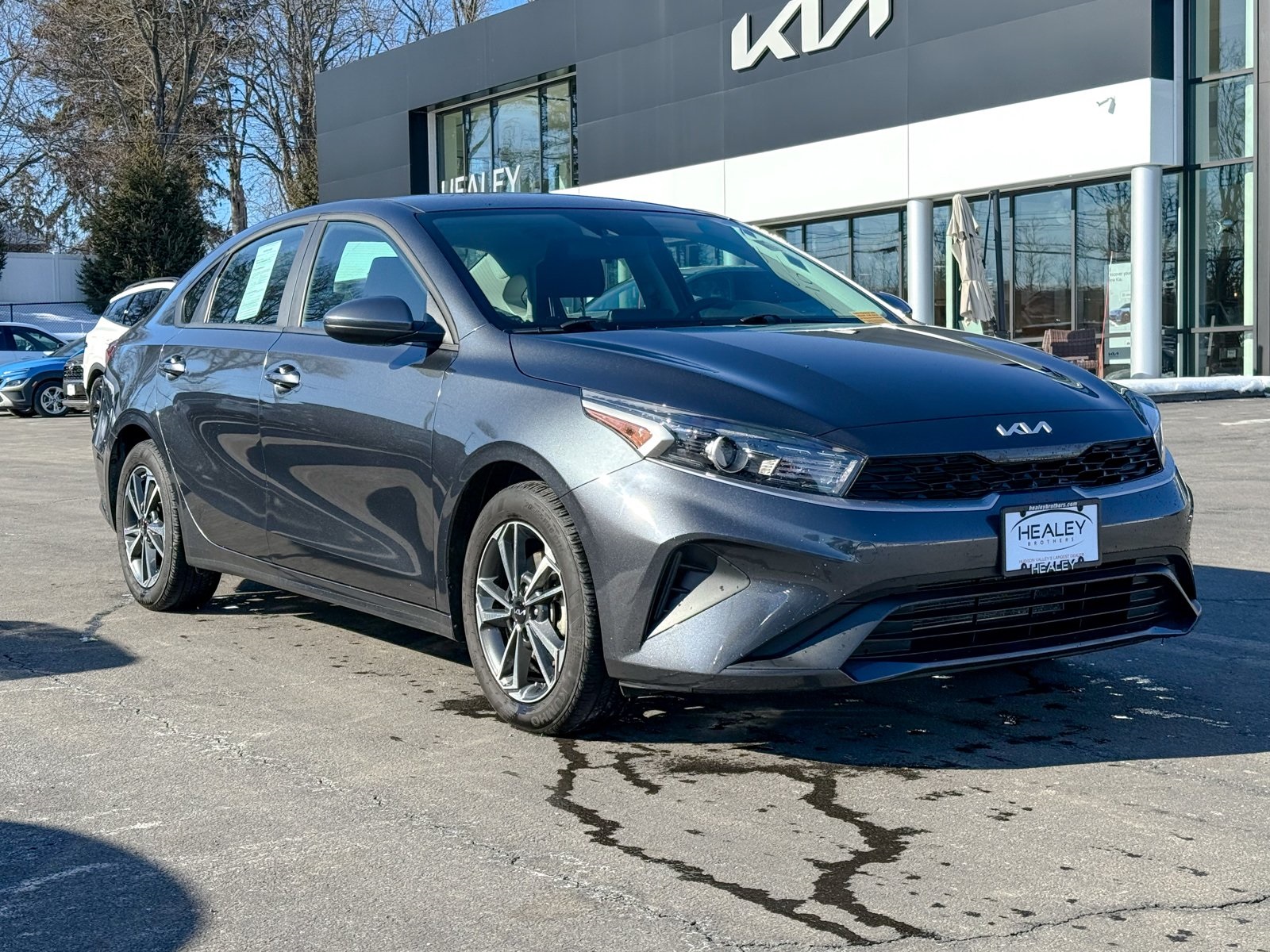Photo view of 2024 Kia Forte in Gray