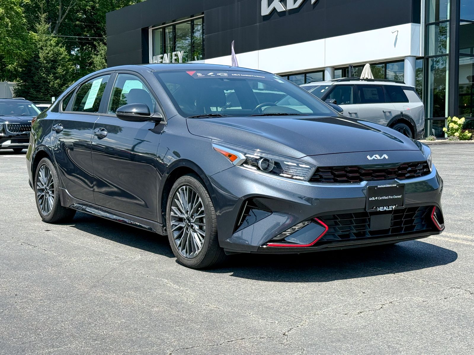 Photo view of 2024 Kia Forte in Gray
