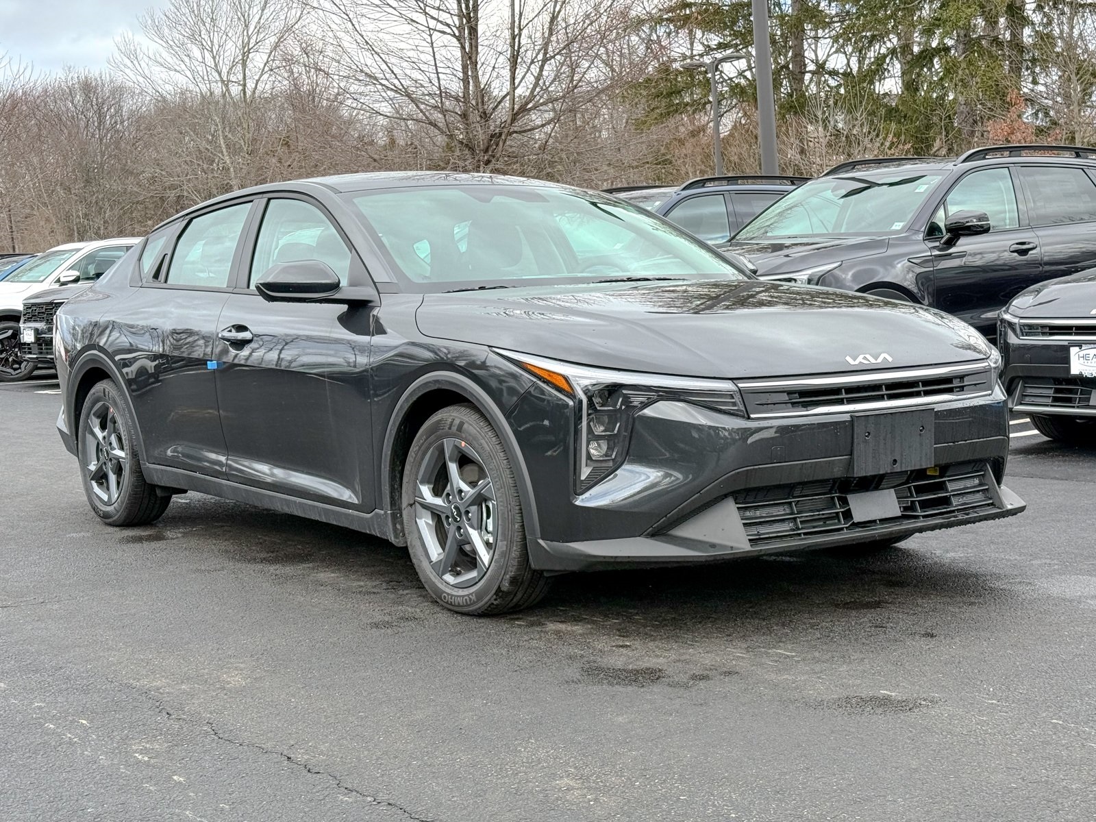 Photo view of 2025 Kia K4 in Gray