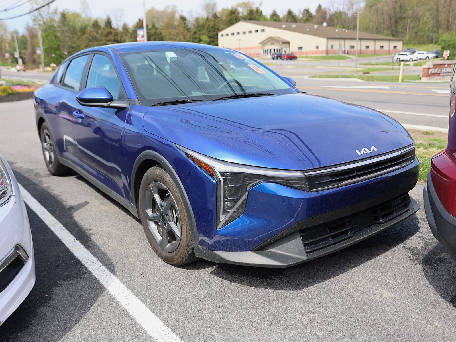 Photo view of 2025 Kia K4 in Blue