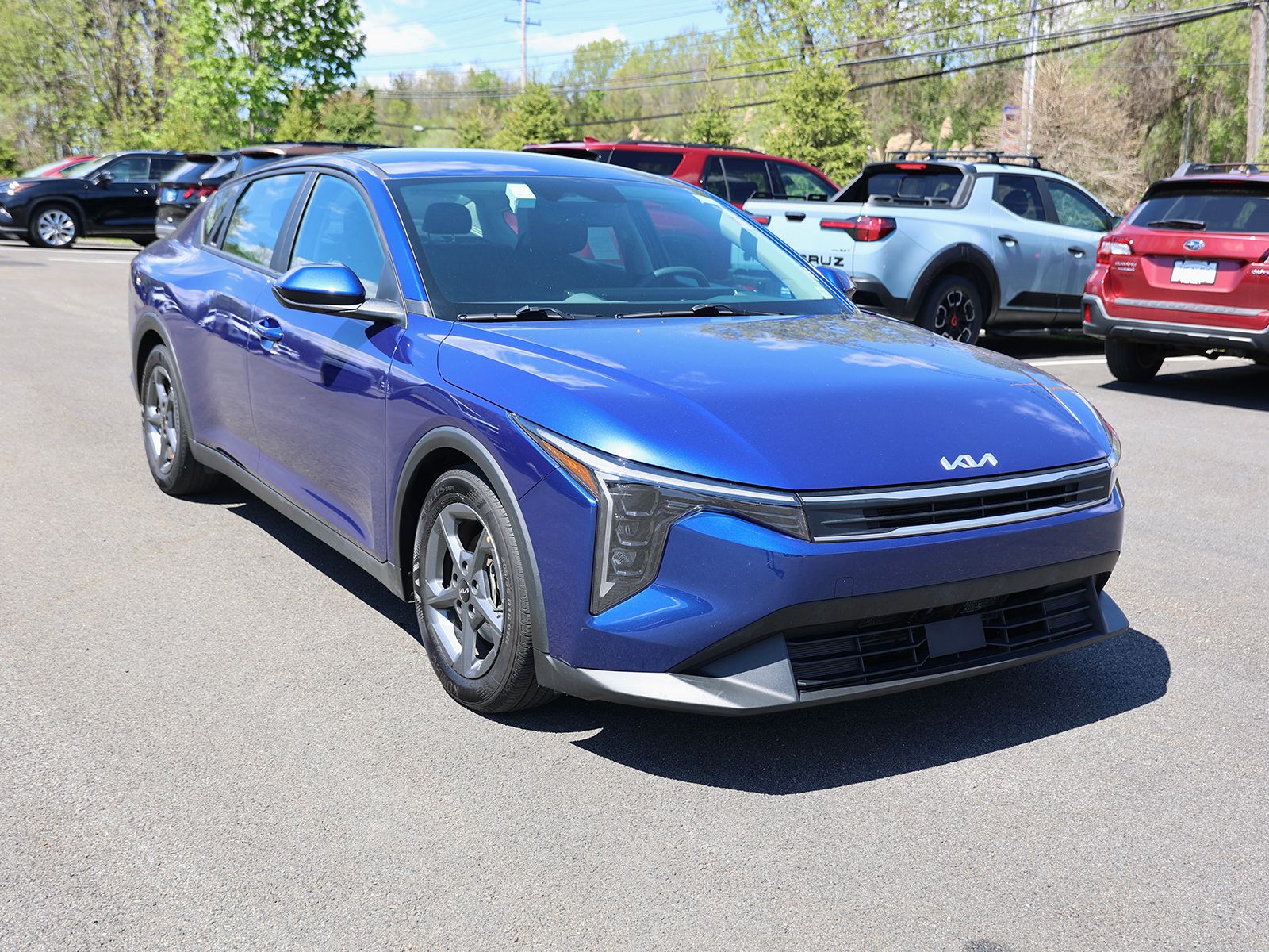 Photo view of 2025 Kia K4 in Blue