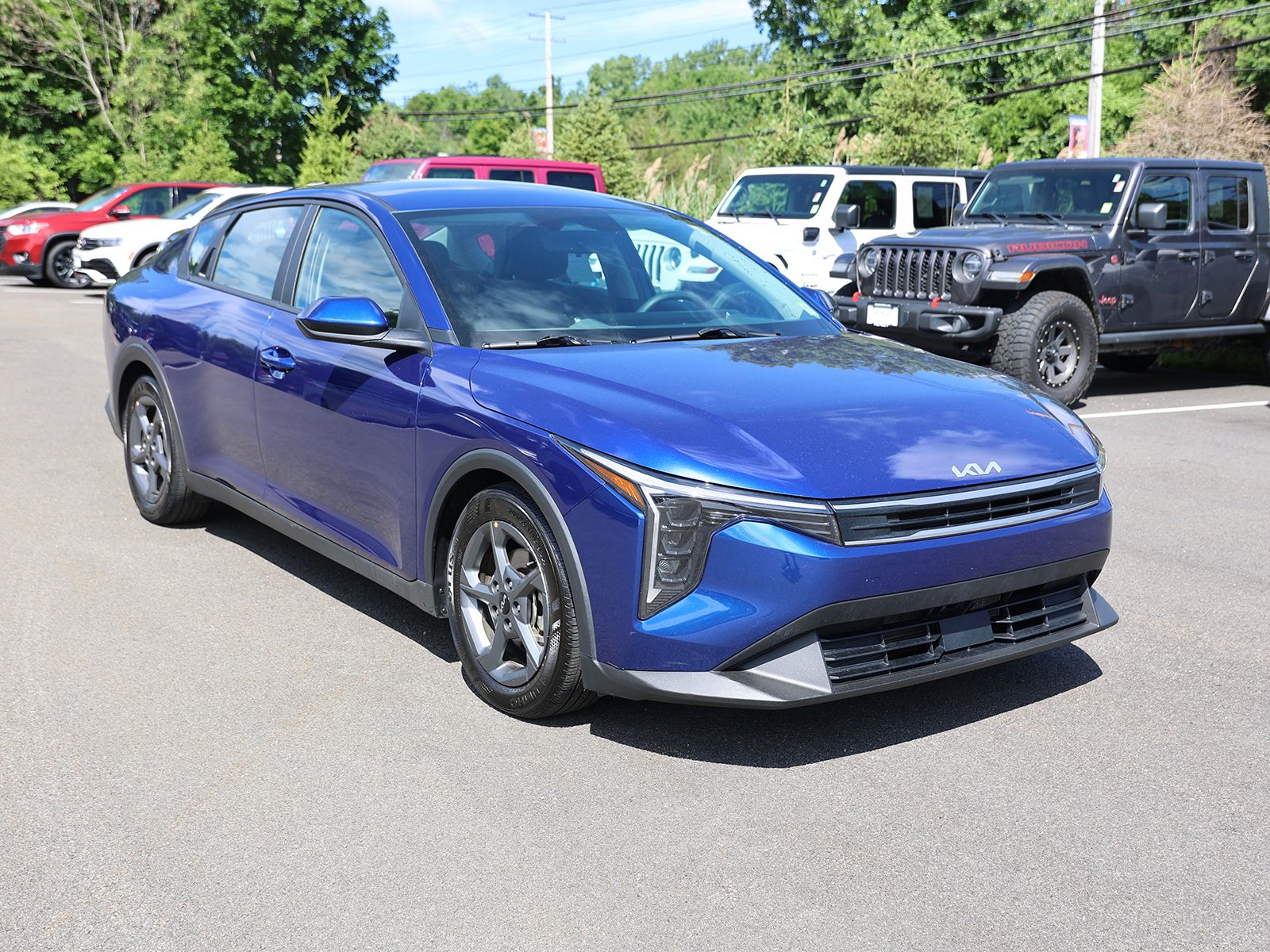 Photo view of 2025 Kia K4 in Blue