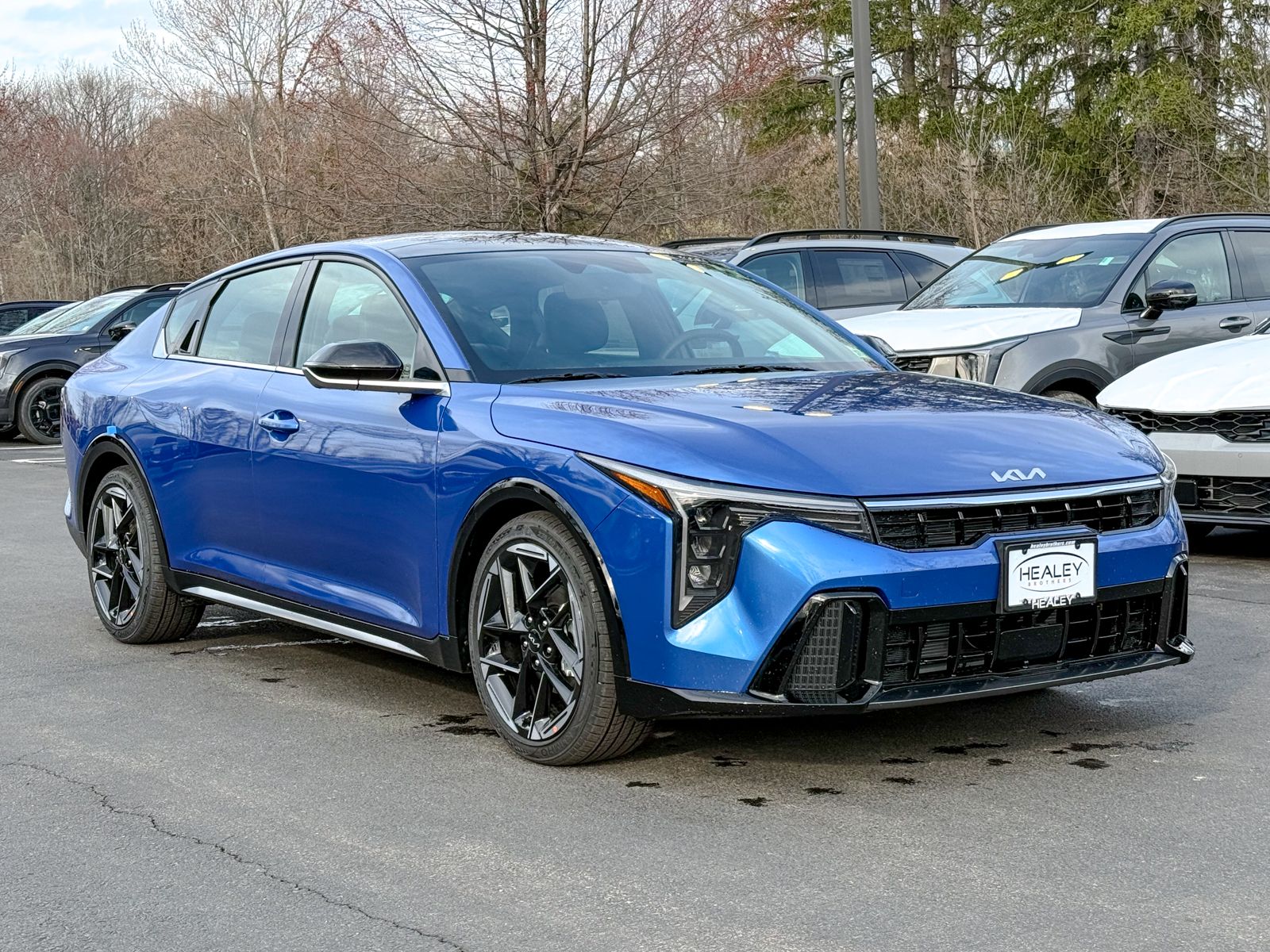 Photo view of 2025 Kia K4 in Blue