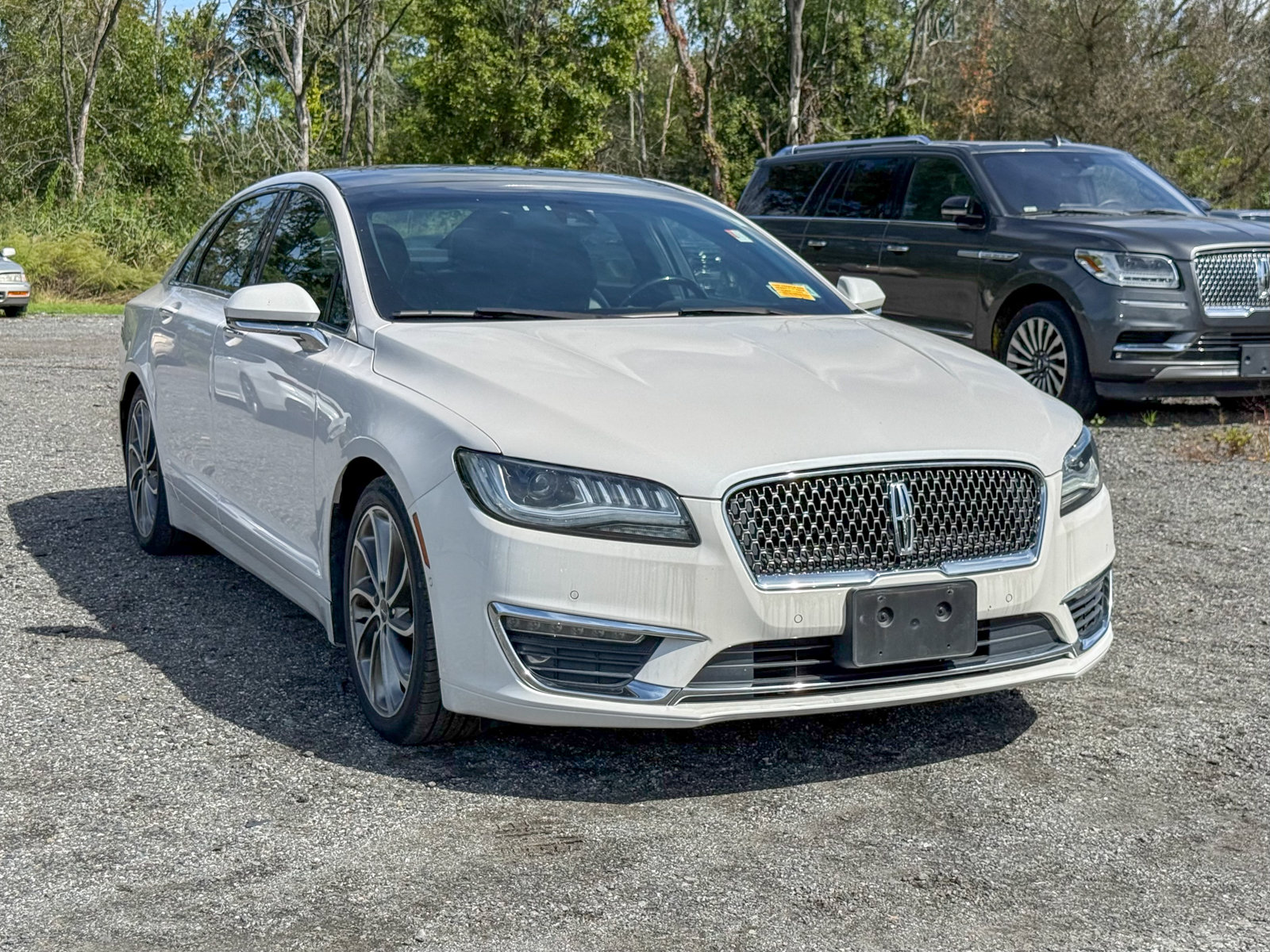 Photo view of 2018 Lincoln MKZ in