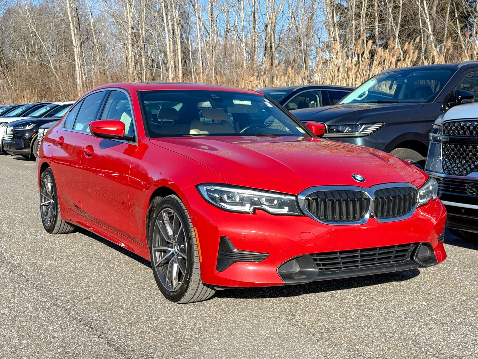 Photo view of 2021 BMW 3 Series in Red