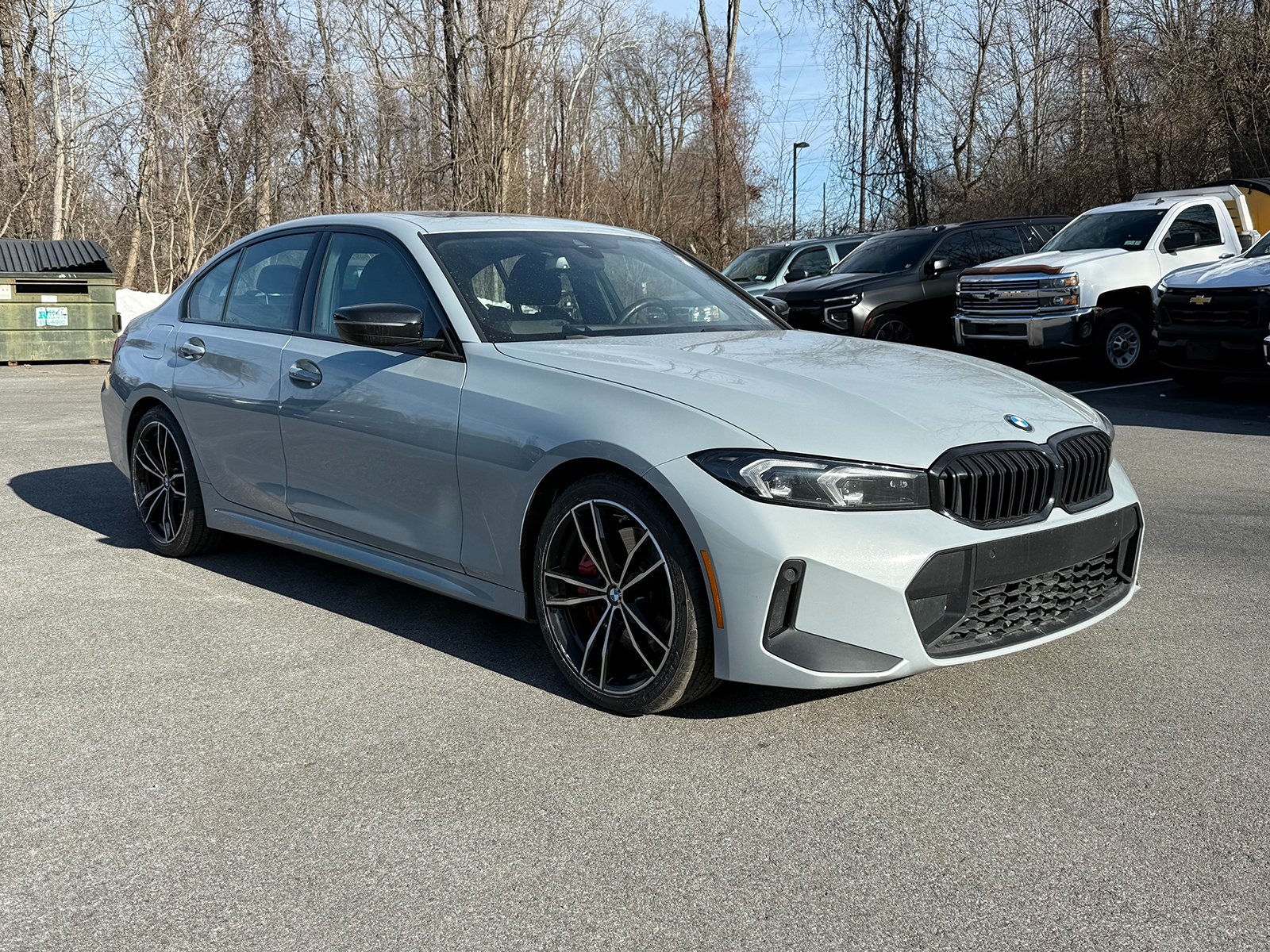 Photo view of 2023 BMW 3 Series in Gray