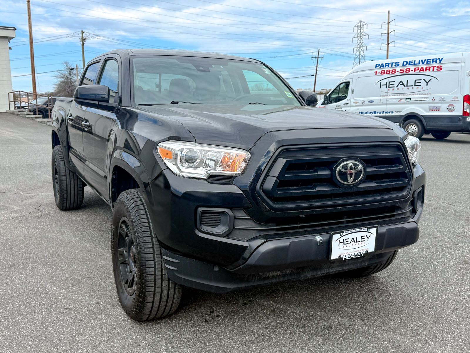 Photo view of 2021 Toyota Tacoma in Black