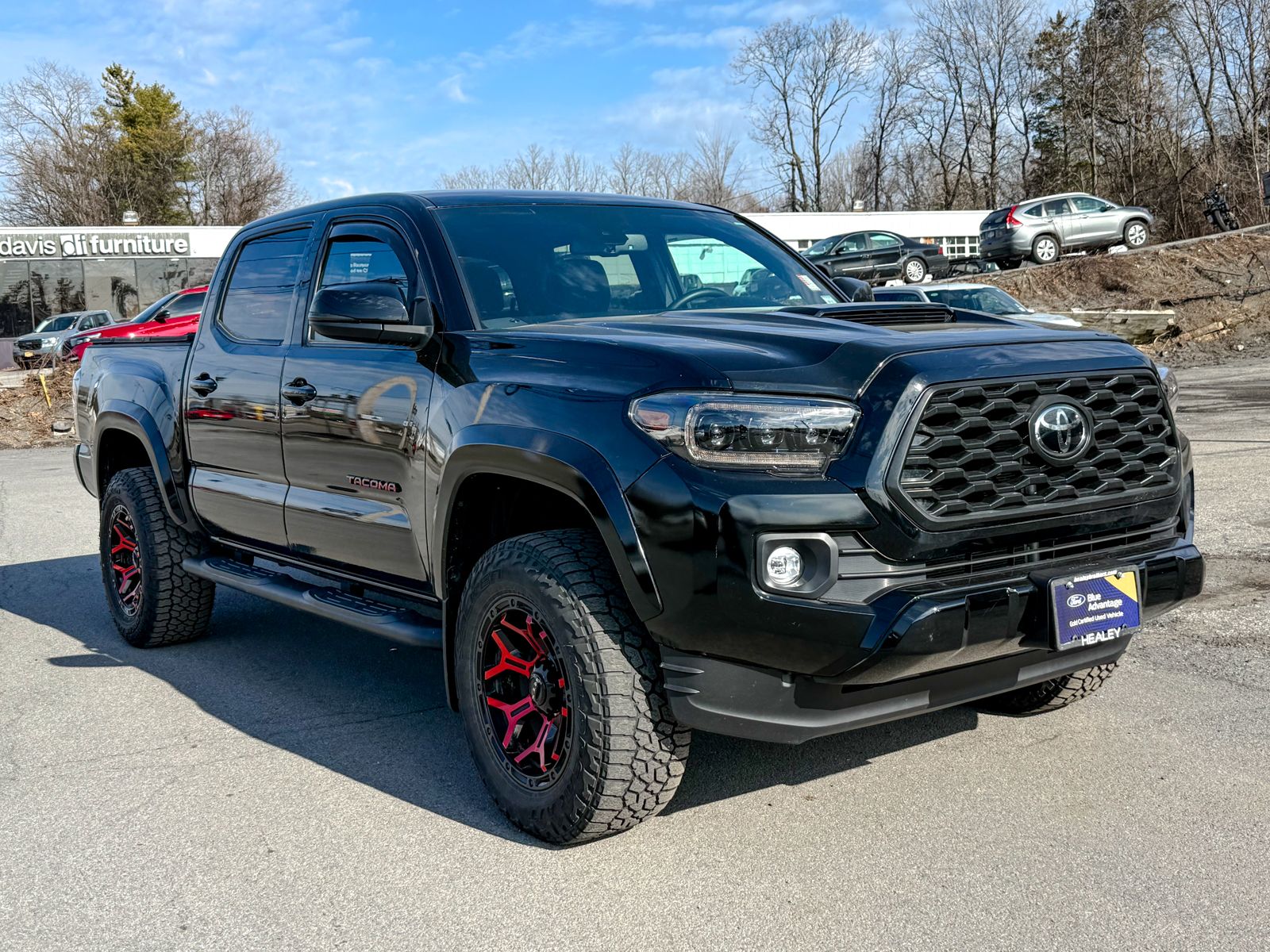 Photo view of 2023 Toyota Tacoma 4WD in Black