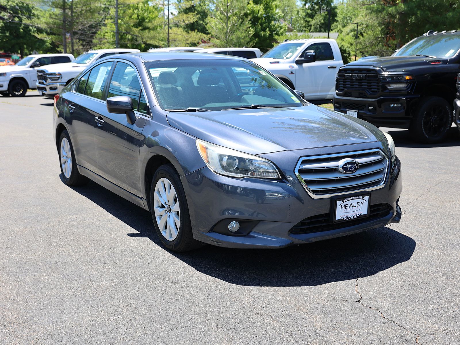 Photo view of 2017 Subaru Legacy in Gray