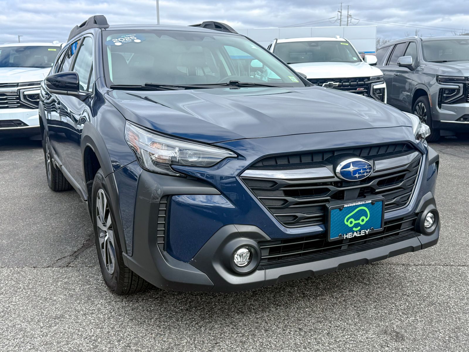 Photo view of 2025 Subaru Outback in Blue