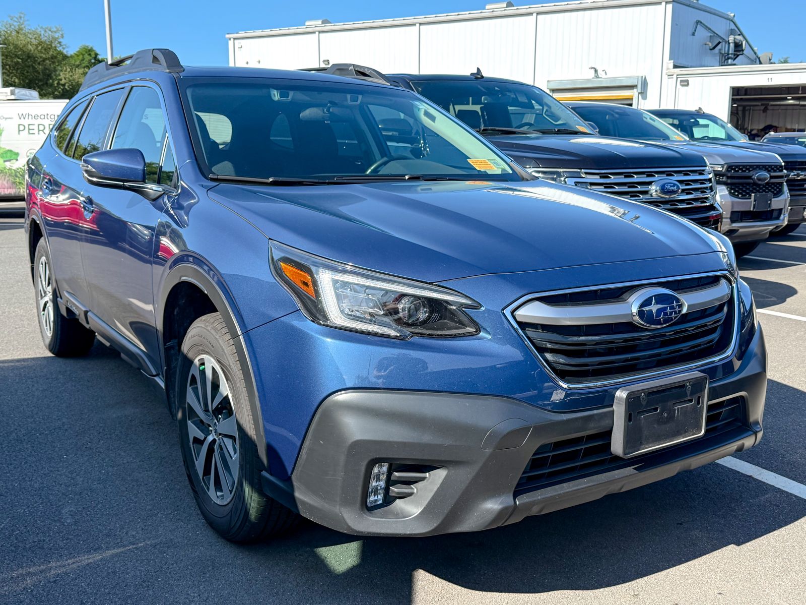 Photo view of 2022 Subaru Outback in Blue