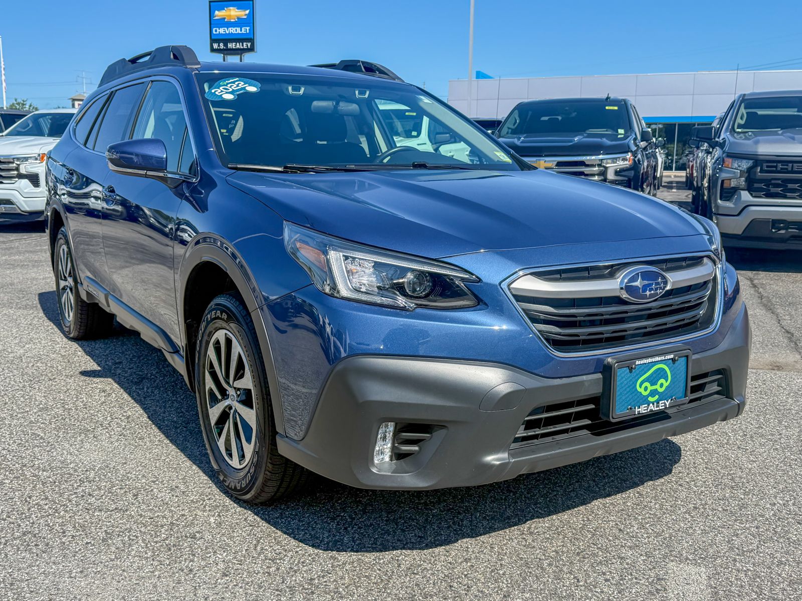 Photo view of 2022 Subaru Outback in Blue