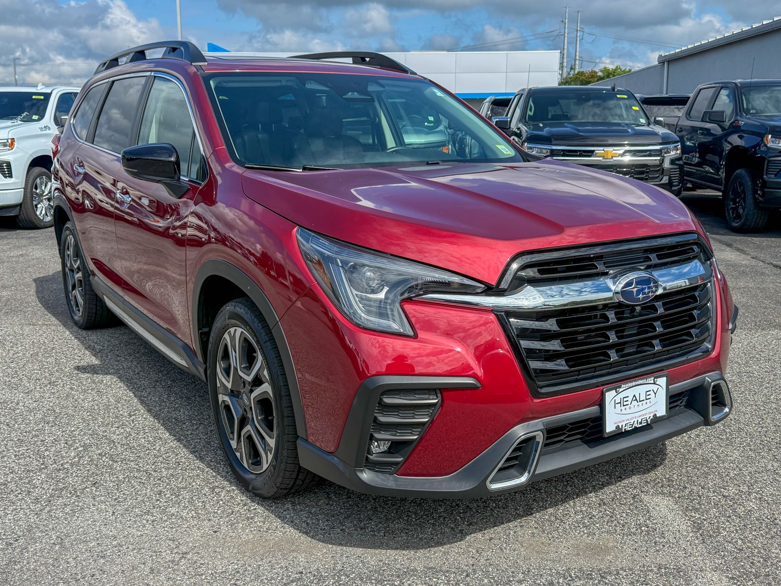 Photo view of 2024 Subaru Ascent in Red
