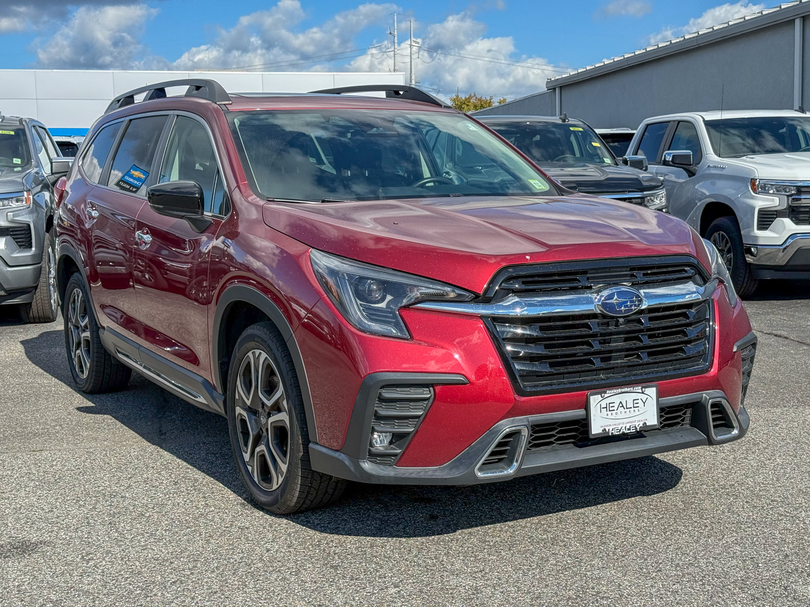 Photo view of 2024 Subaru Ascent in Red