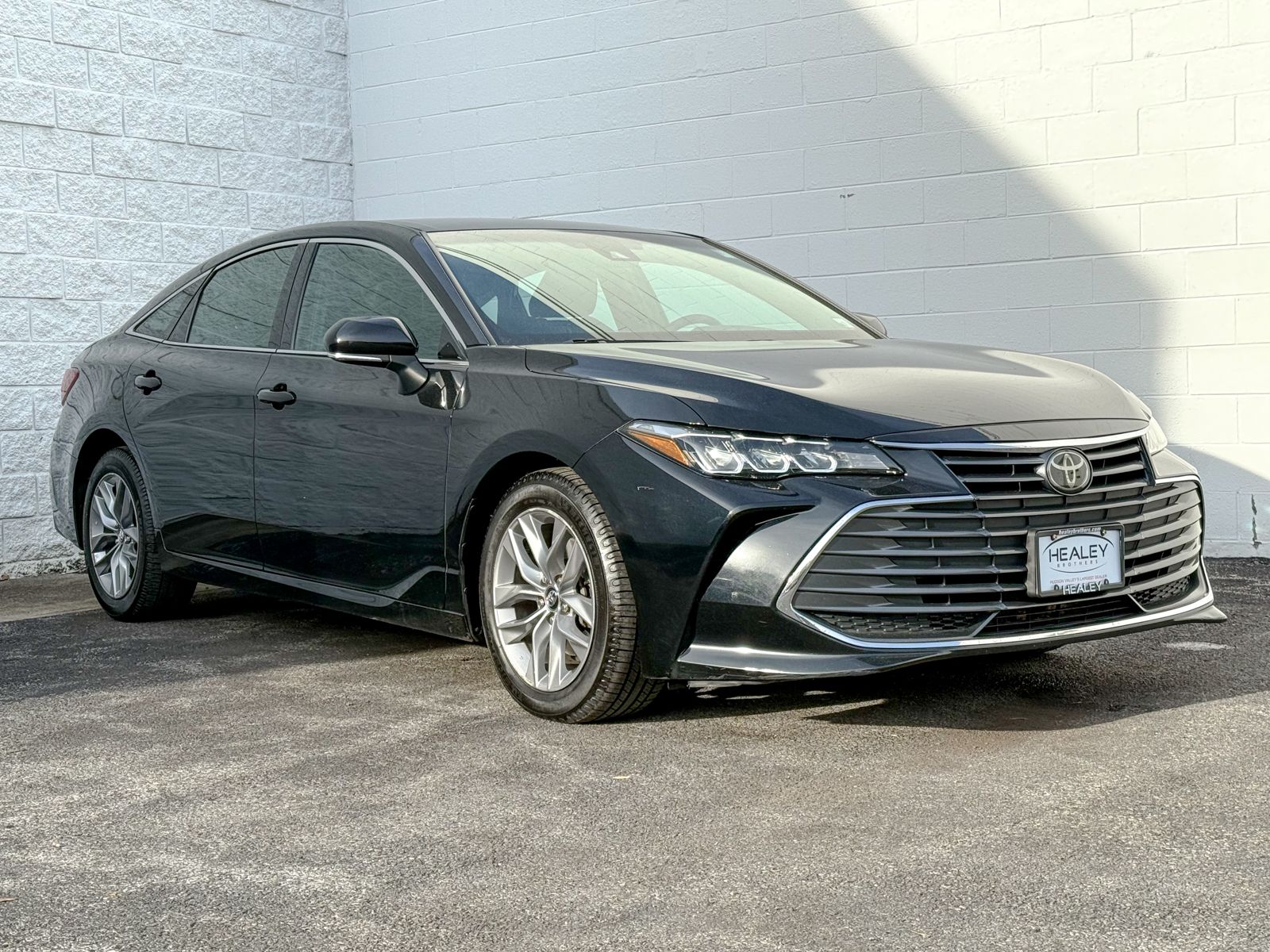 2019 Toyota Avalon XLE's photo
